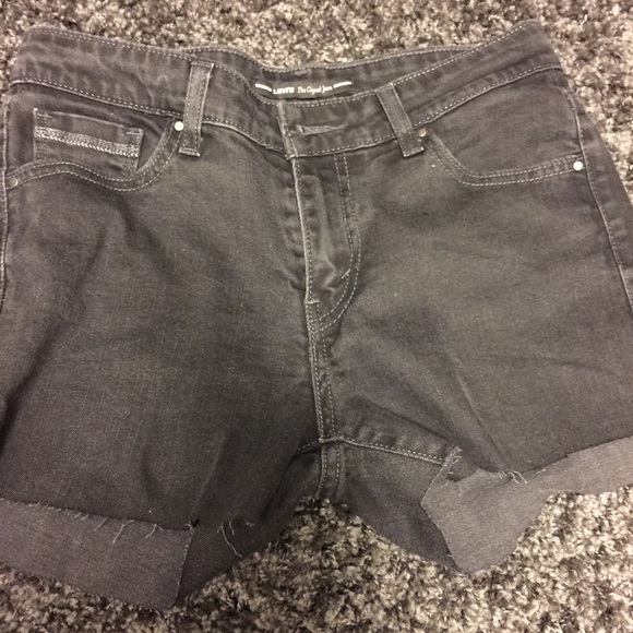 Vintage cut off Levi’s - Picture 2 of 3